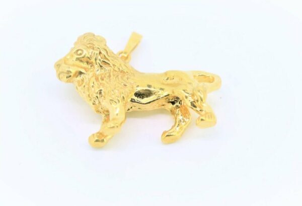 ein brüllender Löwe 585 Goldgehalt ( 14 Karat )