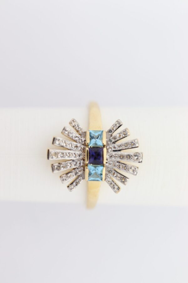 Ein sehr ausgefallener Ring mit Aquamarin + Topas – Bild 7