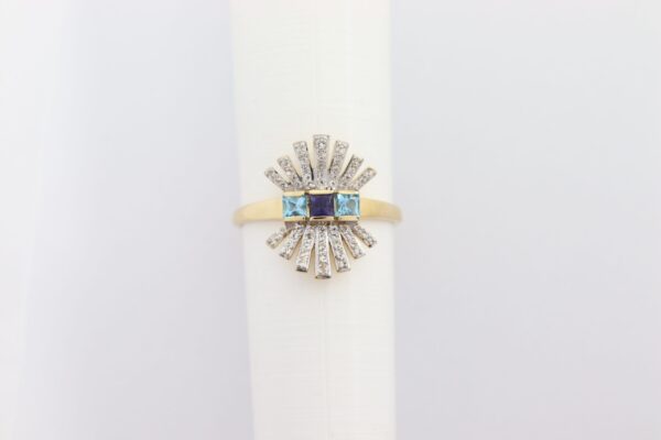 Ein sehr ausgefallener Ring mit Aquamarin + Topas – Bild 9