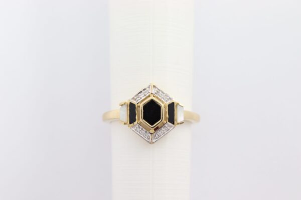 Sehr schön geformter Ring – Bild 6