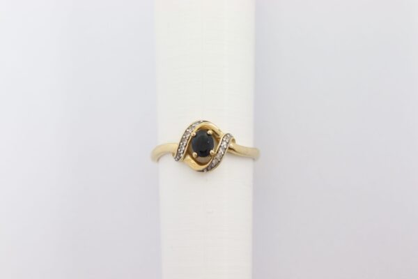 feiner Ring  mit Diamant und Saphir – Bild 4