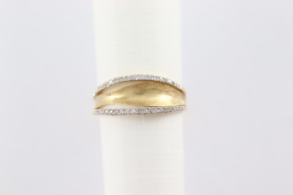 Ring in Gelbgold  mit Diamanten – Bild 6