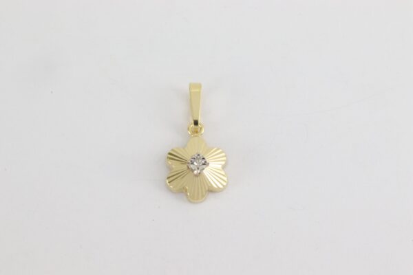 kleiner, feiner Anhänger in Gelbgold mit Diamant