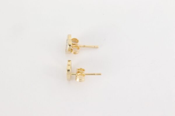Sehr feine Ohrstecker in Gelbgold mit Diamant – Bild 6