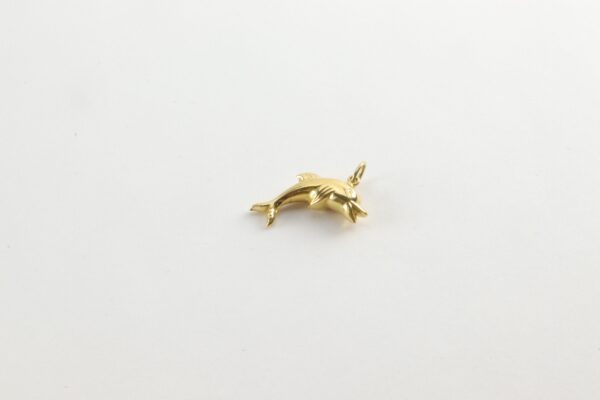 ein sehr schöner Delphin Anhänger in Gelbgold