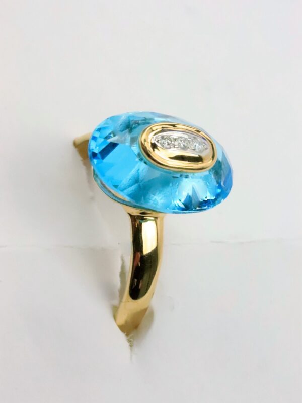 Ring in Gelbgold mit 3 Diamanten und Aquamarin – Bild 4