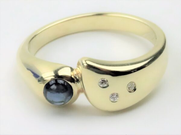Ring in Gelbgold  mit Diamanten + Saphir – Bild 2