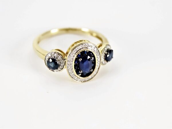 Ring  mit Saphir und Diamanten  0,10 Carat – Bild 5