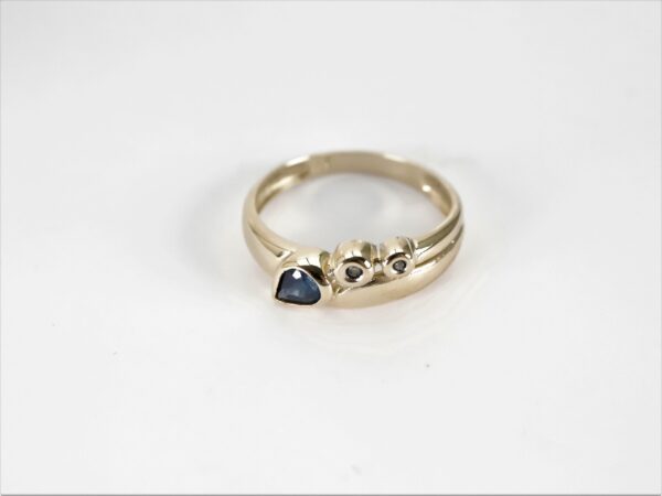 Ring in Gelbgold - mit Diamanten + Saphir – Bild 3