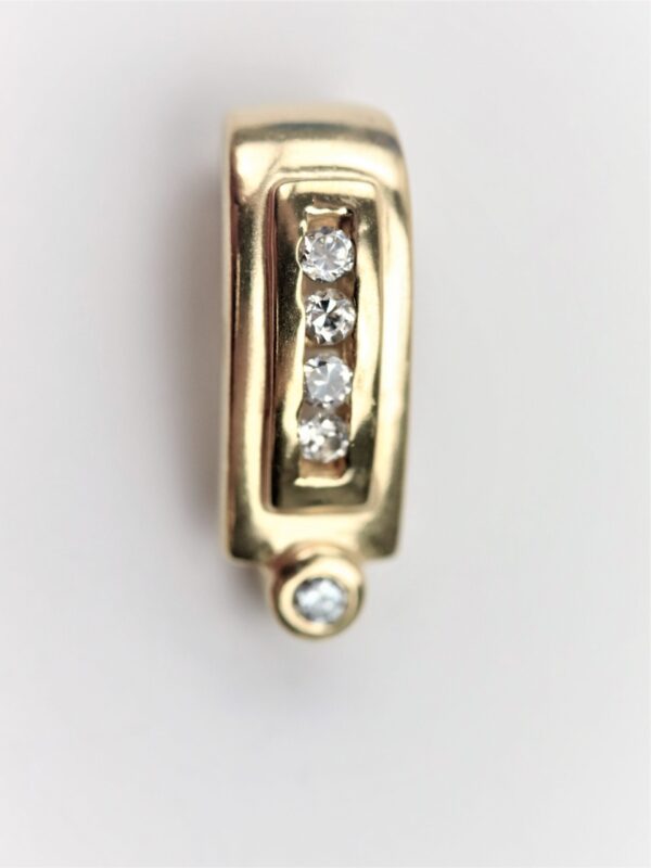 Anhänger in Gelbgold mit Zirkonia