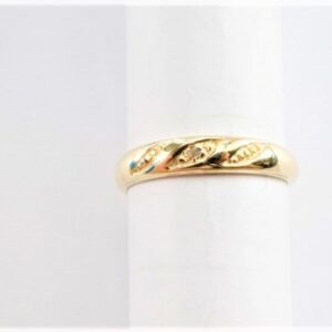 Ring   in Gelbgold mit Diamant