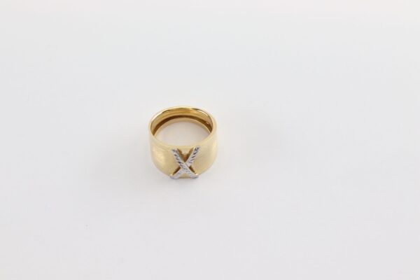Sehr schöner, eleganter Ring  in Gelbgold
