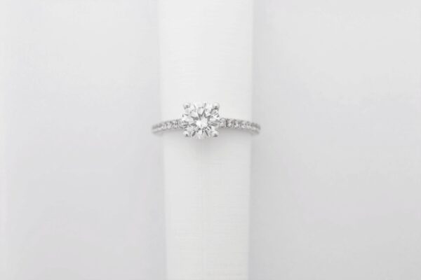 feiner Ring aus Sterlingsilber rhodiniert mit Zirkonia – Bild 2