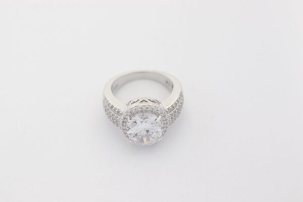 Ring mit viel Glitzer in Sterlingsilber rhodiniert