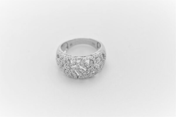 sehr schöner Ring in Sterlingsilber rhodiniert mit Zirkonia