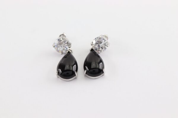 Ohrstecker  mit Onyx  und Zirkonia  in Sterlingsilber rhodiniert – Bild 2