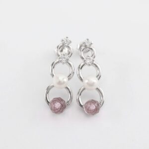 schöne Ohrstecker in Sterlingsilber mit Perle