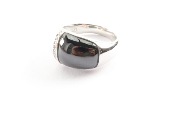 Ring in Sterlingsilber rhodiniert  mit Onyx – Bild 2