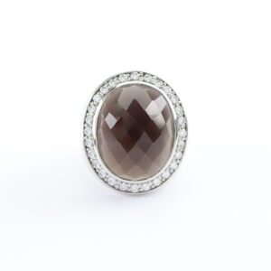 Massiver Ring mit geschliffenem Rauchquarz und Zirkonia