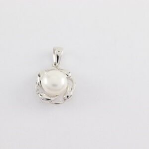 Anhänger  mit Süßwasserperle in Sterlingsilber