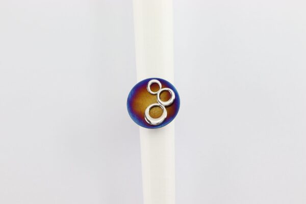 sehr feiner Ring in Sterlingsilber mit Titan – Bild 3