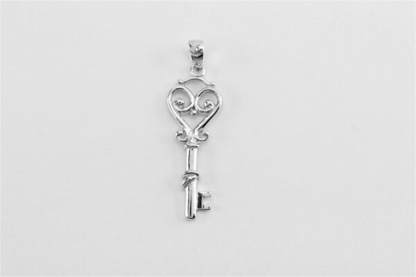 Anhänger als Schlüssel in Sterlingsilber rhodiniert