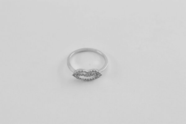 feiner Ring in Lippenform in Sterlingsilber – Bild 5