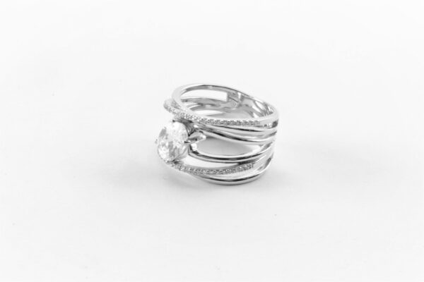 sehr schöner Ring in Sterlingsilber rhodiniert – Bild 2