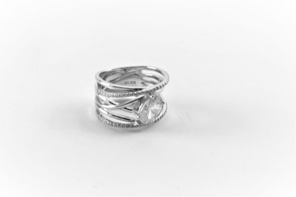 sehr schöner Ring in Sterlingsilber rhodiniert – Bild 3