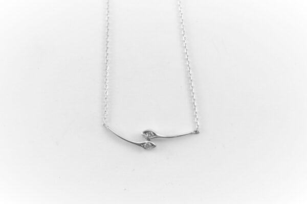 Feines Collier in Sterlingsilber rhodiniert