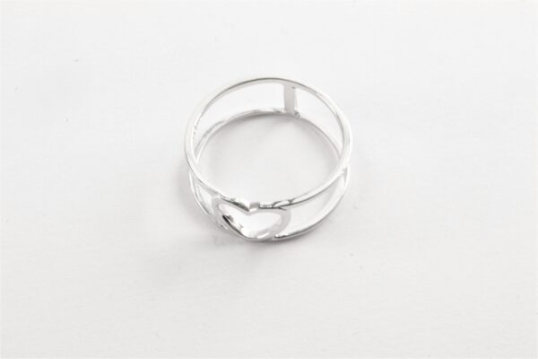 Ring mit Herz in Sterlingsilber