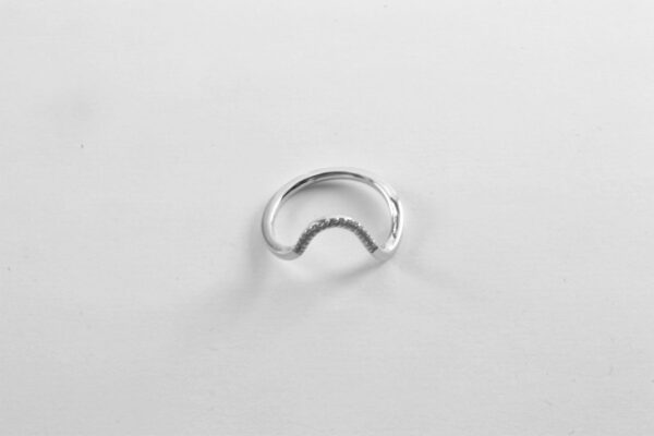 feiner Ring mit Zirkonia in Sterlingsilber – Bild 2