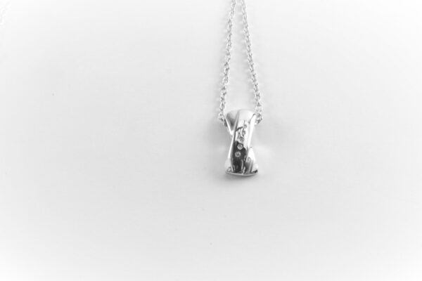feines Collier in Sterlingsilber rmit Diamanten – Bild 3
