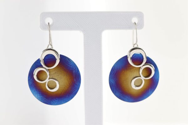 Ohrhänger in Titan  mit Sterlingsilber Stecker