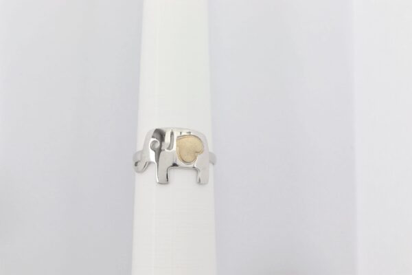ein Elefant mit einem goldenen Herzen in Sterlingsilber – Bild 4