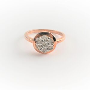 sehr feiner Ring in Sterlingsilber mit Diamanten
