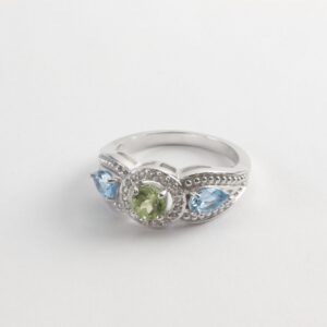 ein eleganter Ring in Sterlingsilber