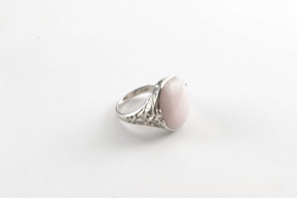 feiner Ring in Sterlingsilber mit pink Opal