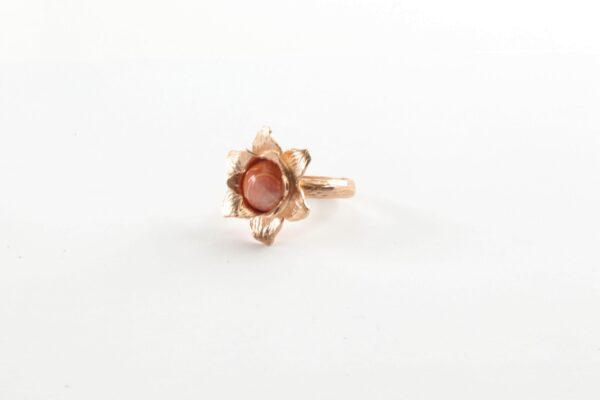 Schöner Ring in Silber vergoldet mit Opal