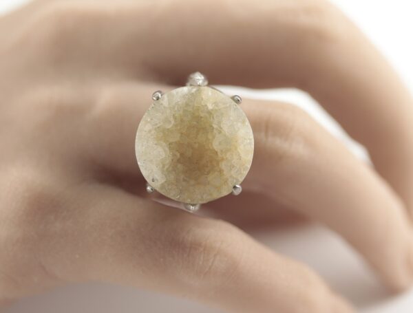 ein sehr schöner Ring in Sterlingsilber mit Bergkristall – Bild 2