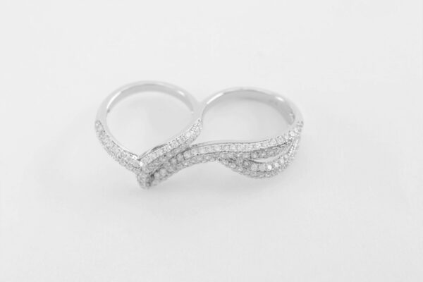 Doppelring in Sterlingsilber rhodiniert mit Zirkonia
