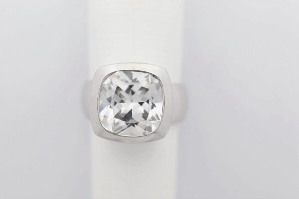 massiver Ring Sterlingsilber rhodiniert mit Zirkonia – Bild 4
