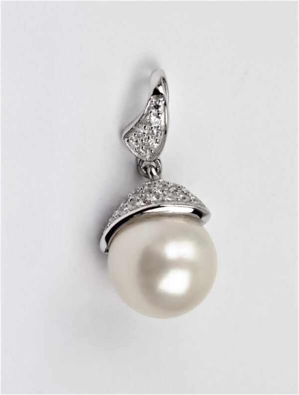 Anhänger  in Sterlingsilber rhodiniert mit Perle