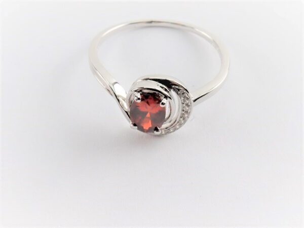 Sehr feiner Ring in Sterlingsilber mit Granat – Bild 3