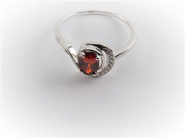 Sehr feiner Ring in Sterlingsilber mit Granat – Bild 4