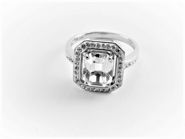 Ring  mit Zirkonia  in Sterlingsilber