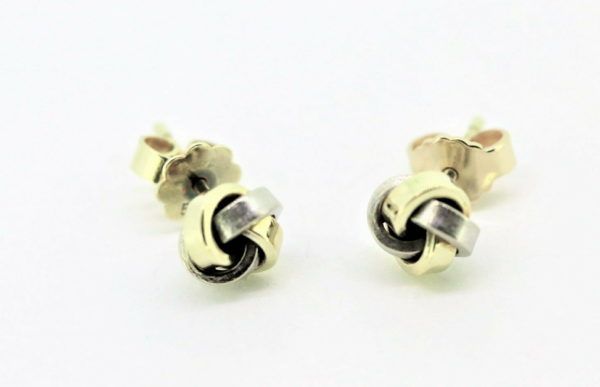 feine Ohrstecker in Weißgold und Gelbgold