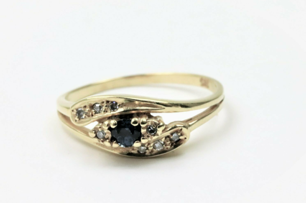 Sehr feiner Ring in 585 Gold gearbeitet. – Bild 2