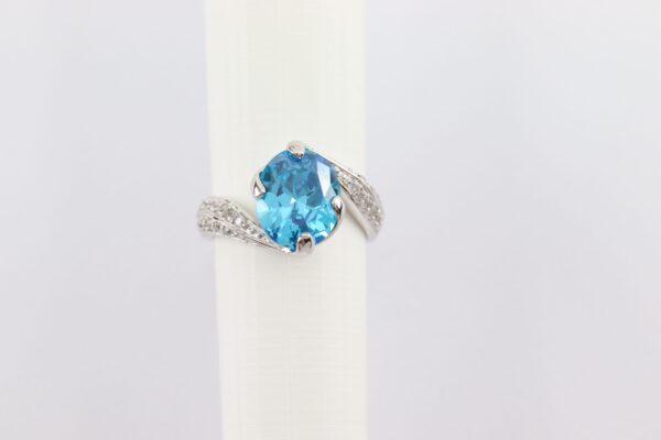 Ring mit blauem Zirkonia in Sterlingsilber – Bild 2
