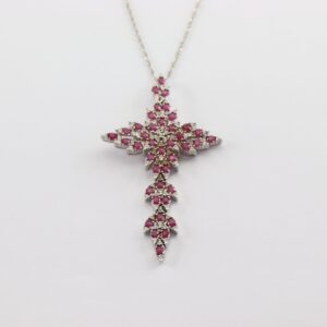 Anhänger Kreuz in Sterlingsilber mit Rubinen